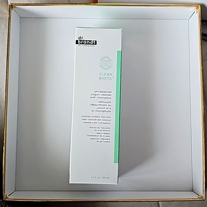 Dr. Brandt PH Balancing Yogurt Cleanser